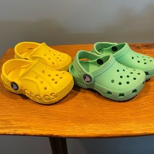 Toddler Crocs size c 5 - yellow and teal bundle